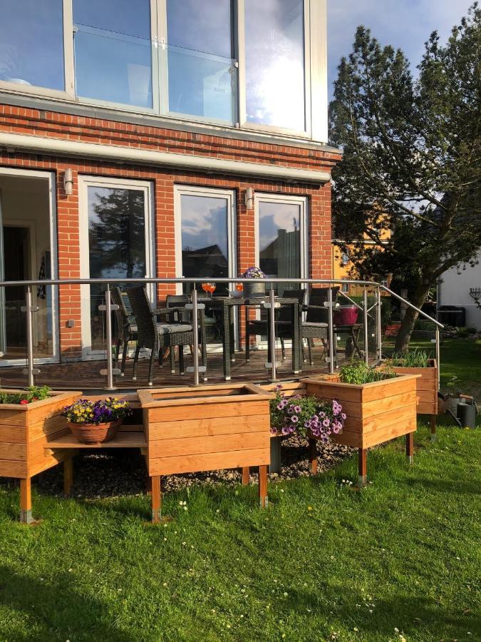 Stadtvilla Bruegemann Mit Terrasse & Parkplatz - Abc136 By AbcWißmar Kültér fotó